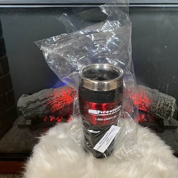 Firestone Gift Mug with Car Accessories - Picture 4 of 6
